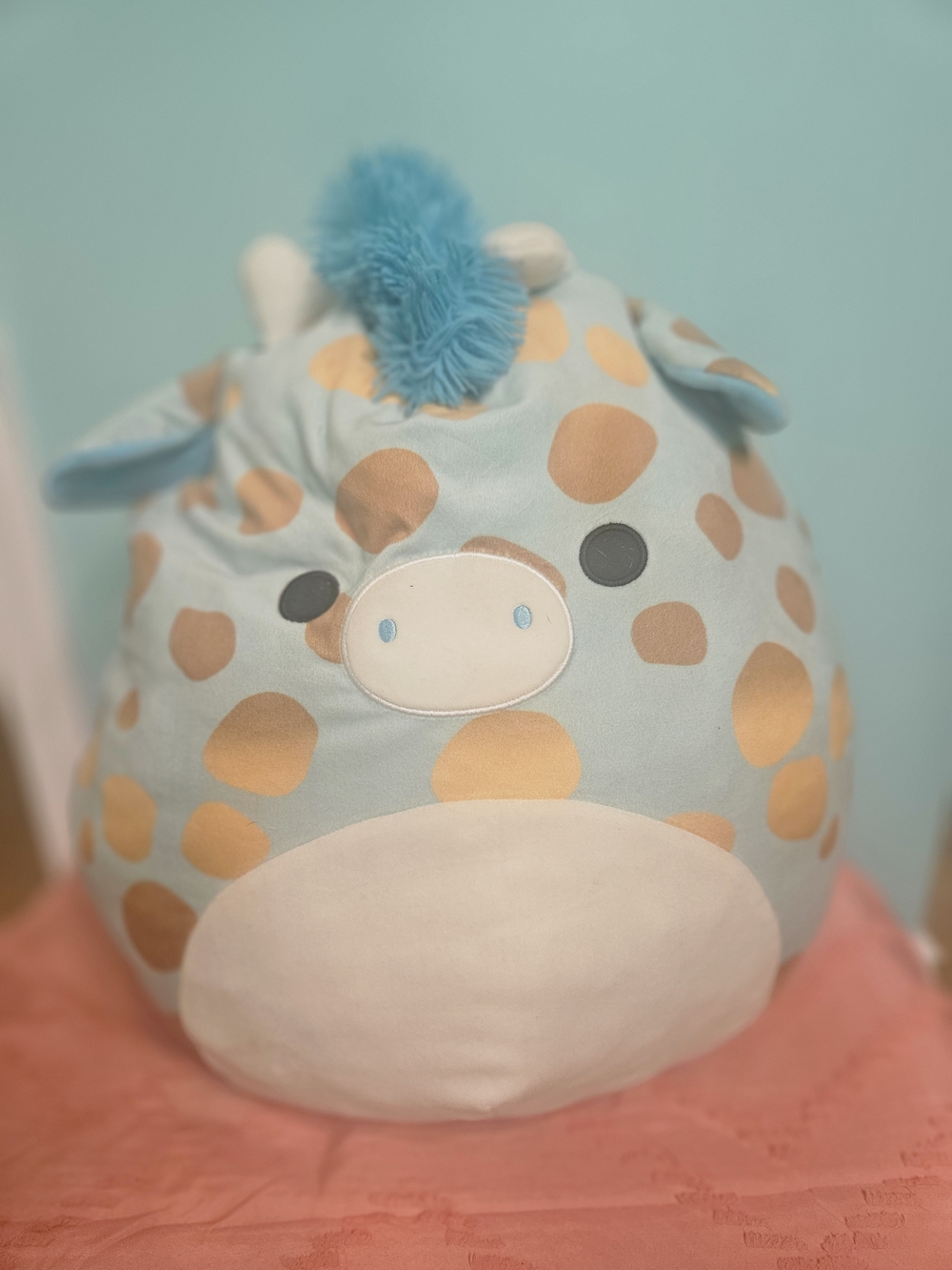 Zella the giraffe 16" Squishmallow.